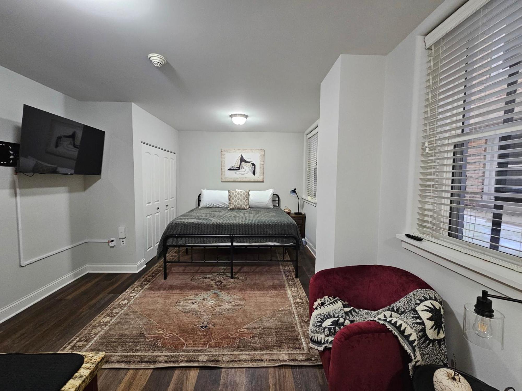 Cozy King Bed Stay At The Historic Inman - 201 Champaign Dış mekan fotoğraf